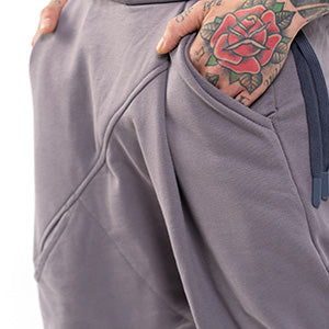 מאנטה-אפור אוסאגי